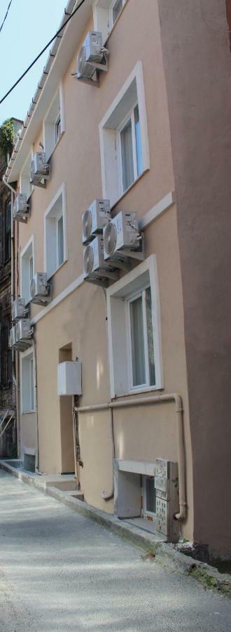 The Lola Hotel Istanbul Exterior photo